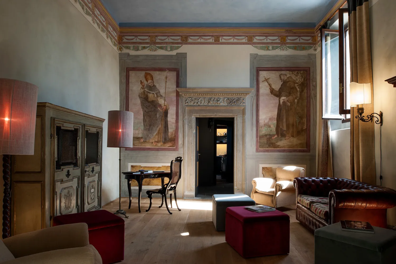 Interior with GIANT solid oak floor